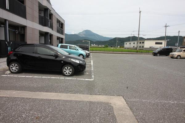 apartment 西上坂町