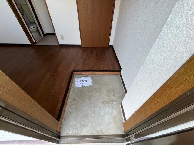 エクシリア下坂東（102） 玄関