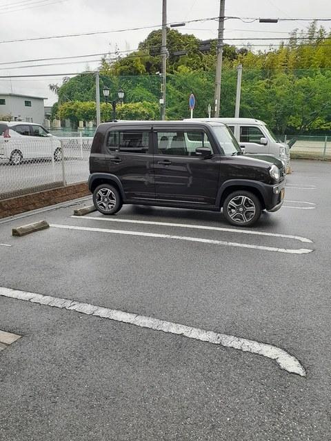 Ｉｍｐｅｒｉａｌ　Ⅲ（102） 駐車場