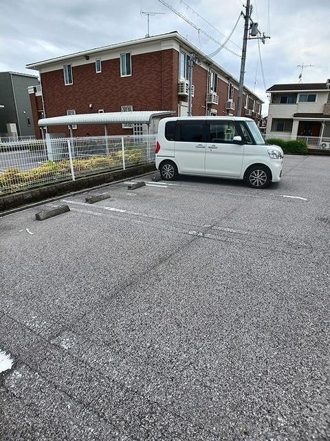 Ｒｉｒｉａ　Ⅶ　Ⅴ（201） 駐車場