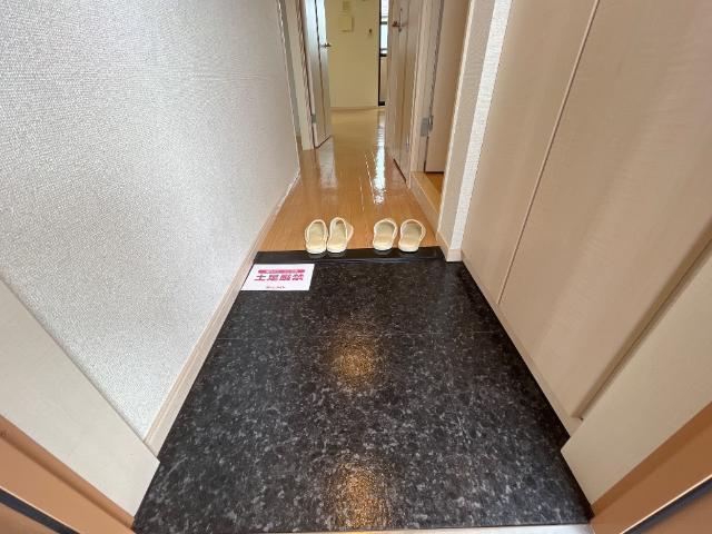 メゾン　トレント 玄関
