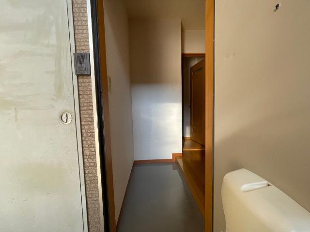 長浜市新庄寺町アパート 玄関