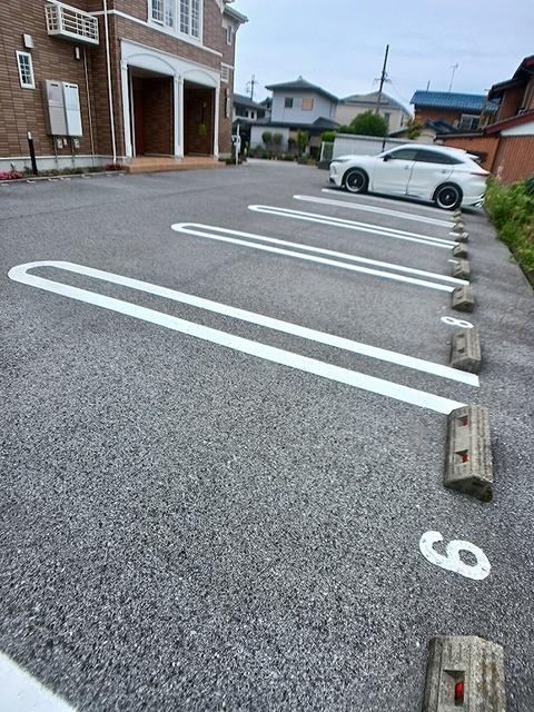 ソレイユ　イズミⅠ（205） 駐車場