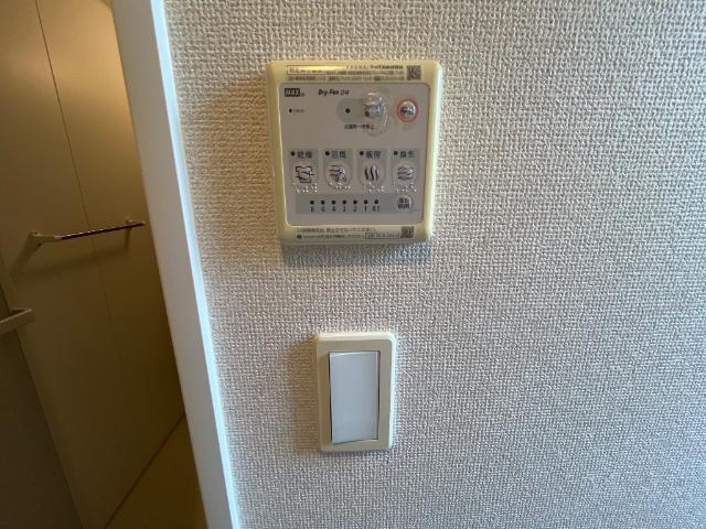 ミラ 部屋画像