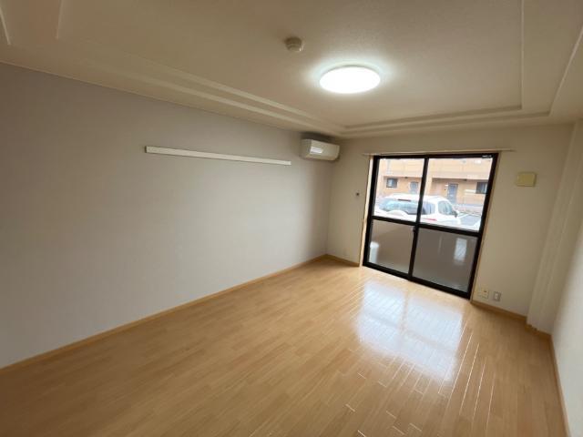 ジュピター 室内