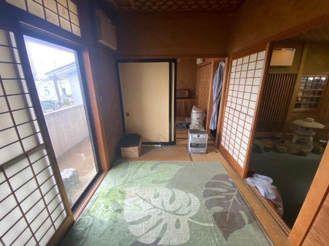 神照町テナント 室内