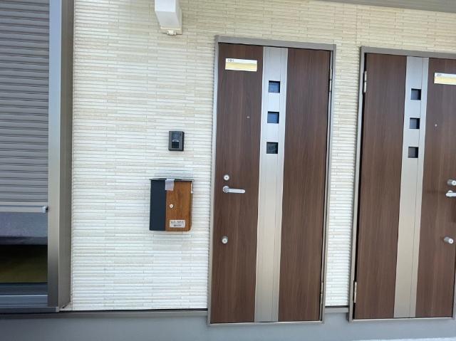 長浜市小堀町アパート 玄関