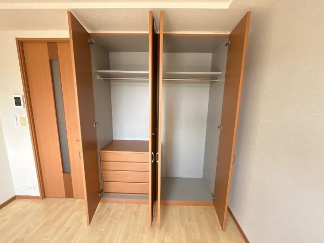 レイクサイドビュー 部屋画像