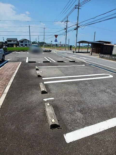 ＮＫ１７（202） 駐車場