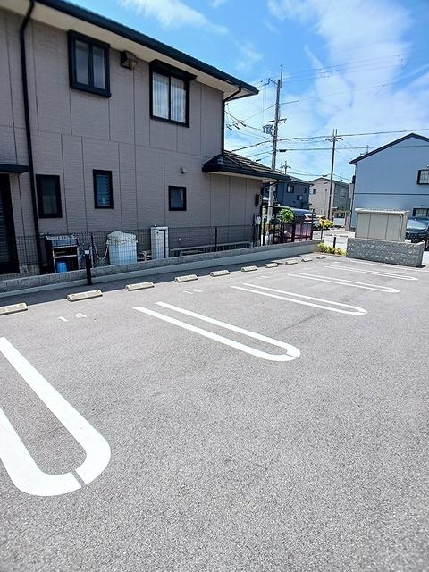 エンジェルⅡ（201） 駐車場