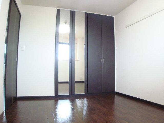 グランディス 室内