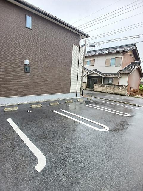 Ｍ−ＳＱＵＡＲＥ（101） 駐車場