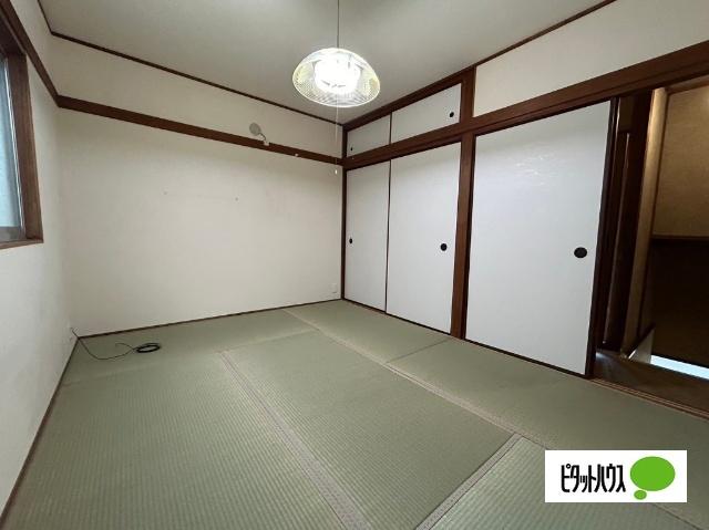 近江八幡市南本郷町一戸建 室内