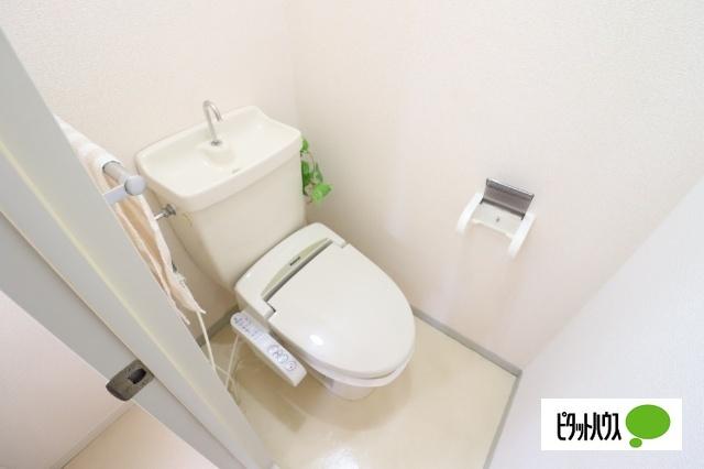 近江八幡市中村町アパート トイレ