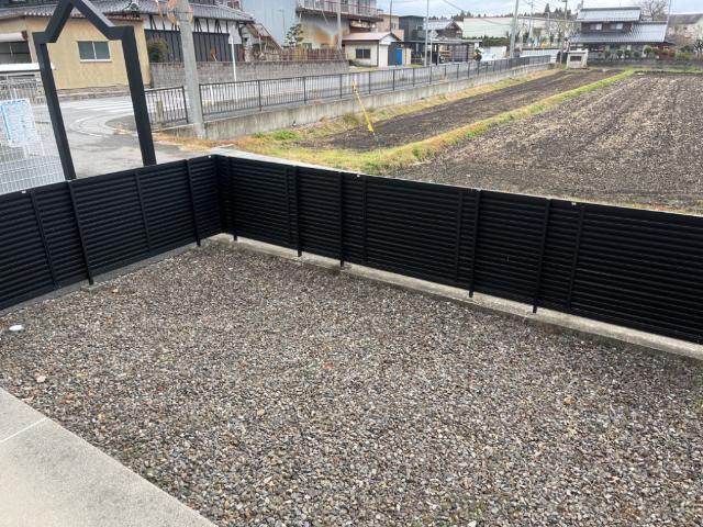 シャルマン 庭