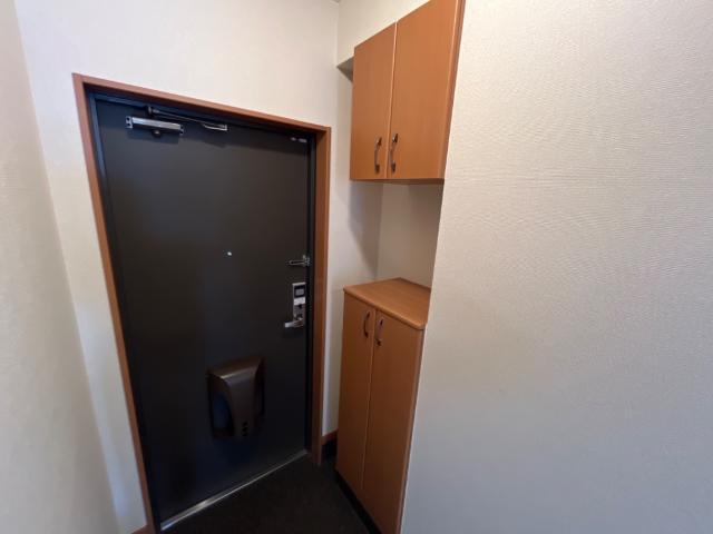 サラージュ 玄関