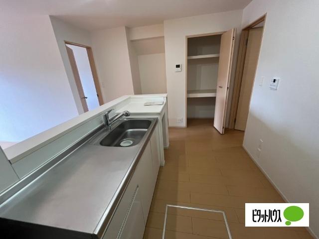 野洲市西河原アパート キッチン
