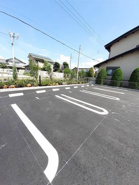 ＭＫ・テララ（101） 駐車場