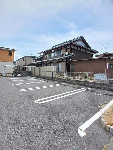 サニーハウスＨａｇｉｗａｒａⅡ（204） 駐車場