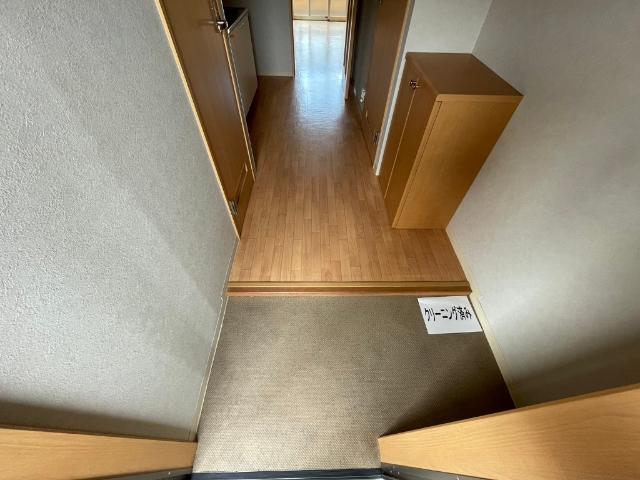 CN.GardenⅡ（204） 玄関