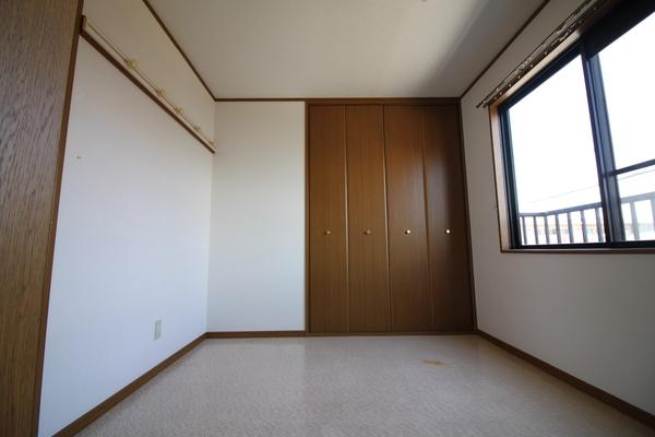 apartment 八幡東町