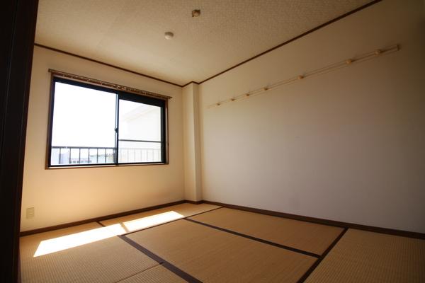 apartment 八幡東町