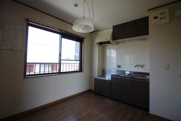 apartment 八幡東町