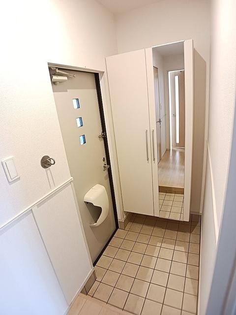 ハーモニー（101） 玄関