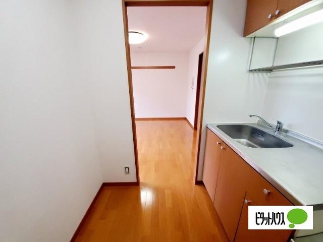 野洲市行畑アパート キッチン