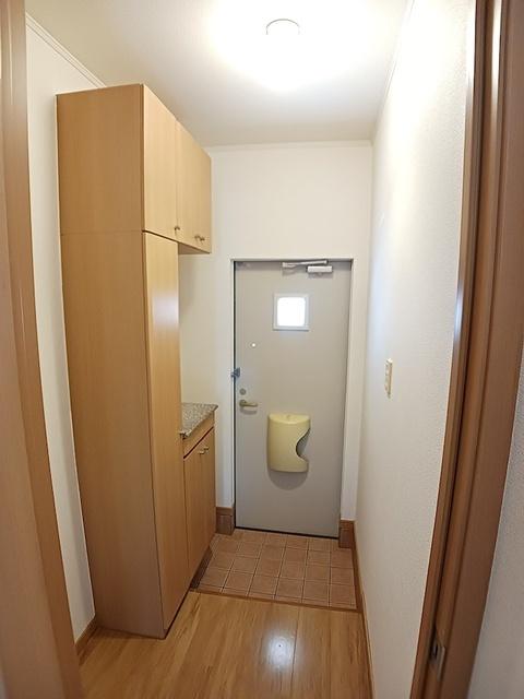 ピュール　長浜Ａ（101） 玄関