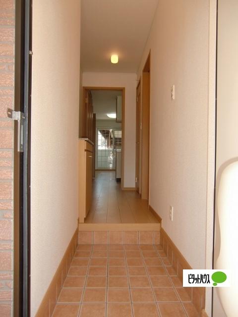 野洲市小篠原アパート 玄関