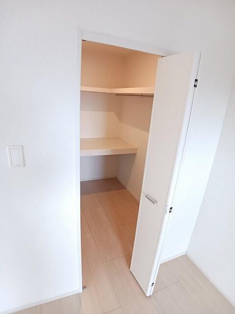 グランド　ヒル弐番館（404） 収納