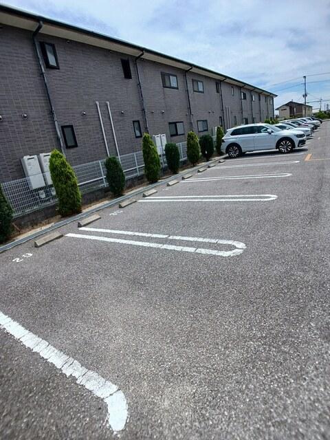 グランド　ヒル弐番館（404） 駐車場