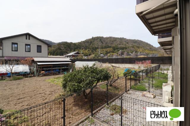 近江八幡市北之庄町マンション 庭