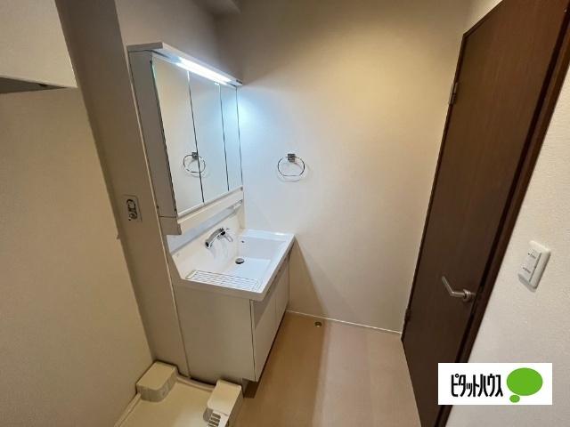 野洲市三上アパート 洗面