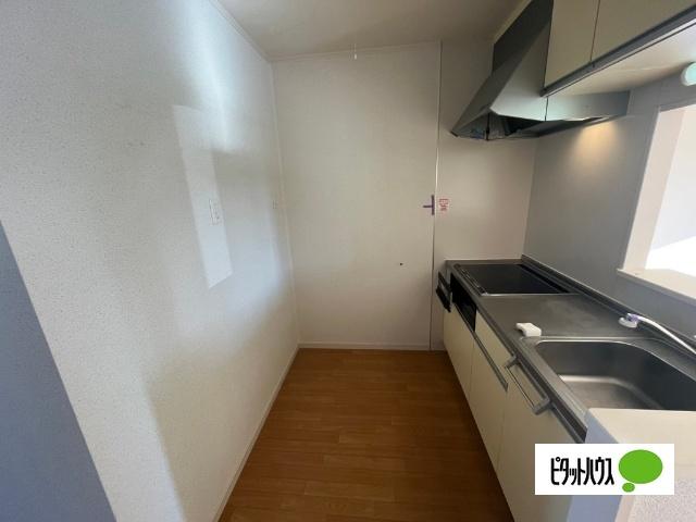 野洲市行畑アパート キッチン