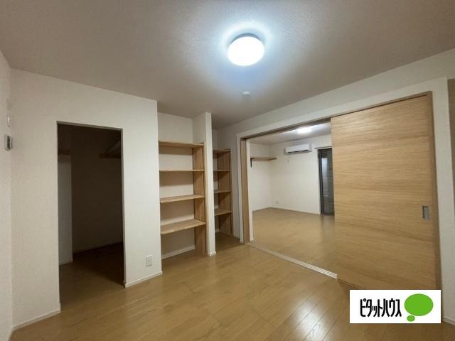 クレスト大戌亥3号館 室内