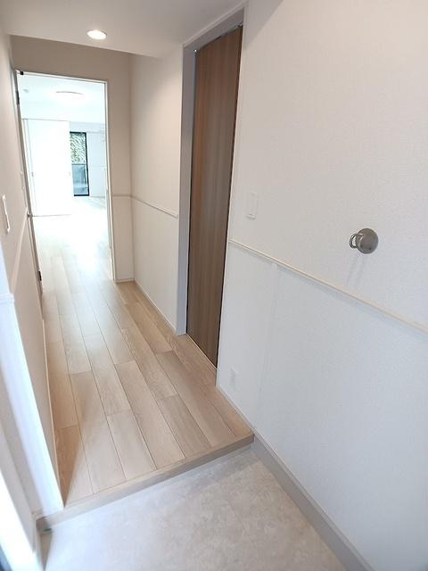 フルール近江（104） 玄関