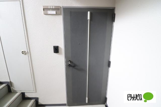 i八幡マンション 玄関