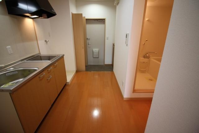 apartment 南高田町