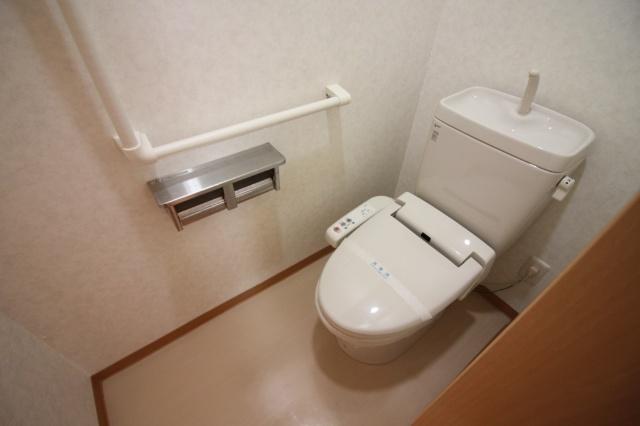 apartment 南高田町