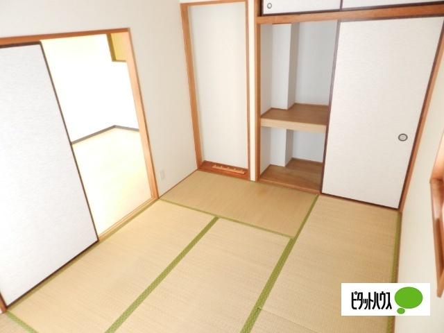 近江八幡市西本郷町東マンション 室内