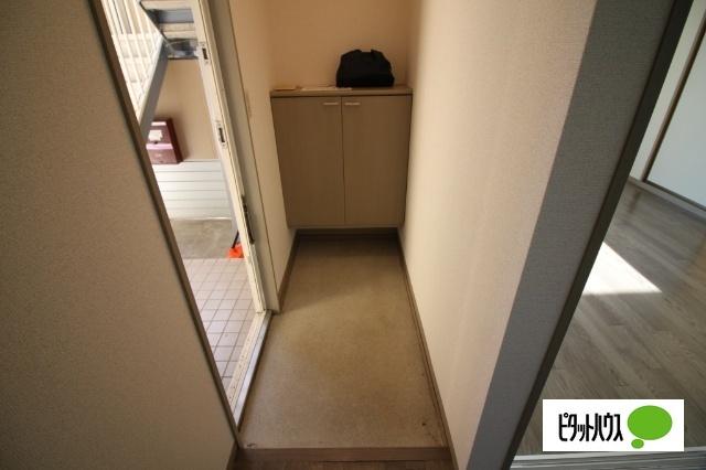 エーボンハウス（102） 玄関