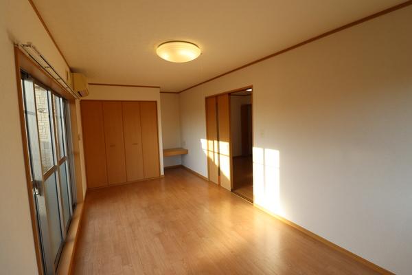 近江八幡市出町アパート リビング