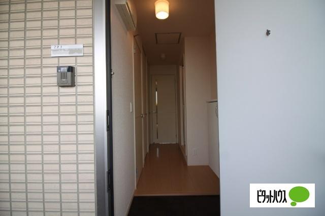 ポルトグラン（101） 玄関