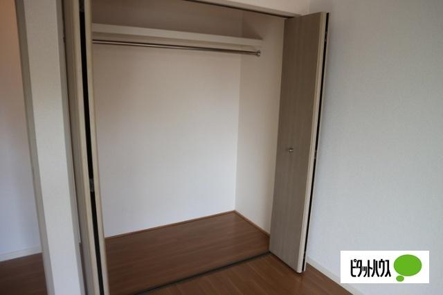 野洲市野洲アパート 収納