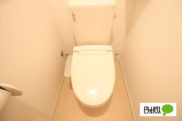 近江八幡市浅小井町アパート トイレ
