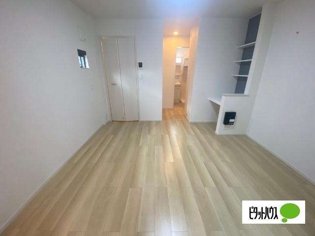 Ｍ−ＳＱＵＡＲＥ（101） 室内