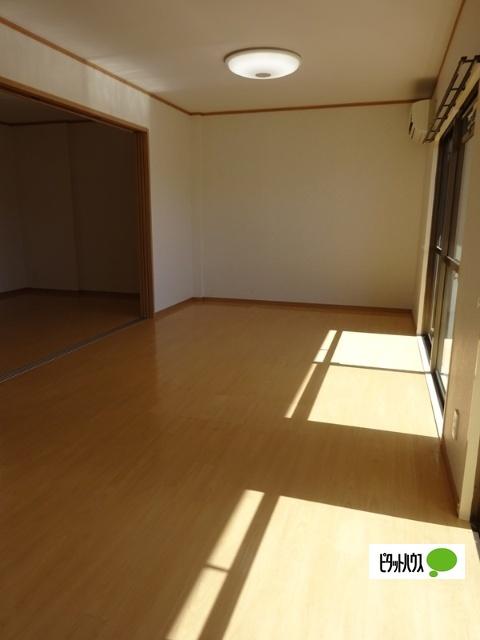 コーポTAMENAGA（303） リビング