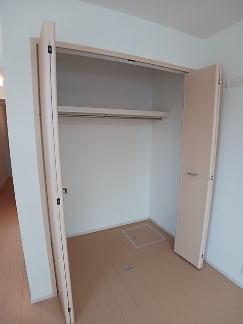 サンライズ　オアシス（102） 収納